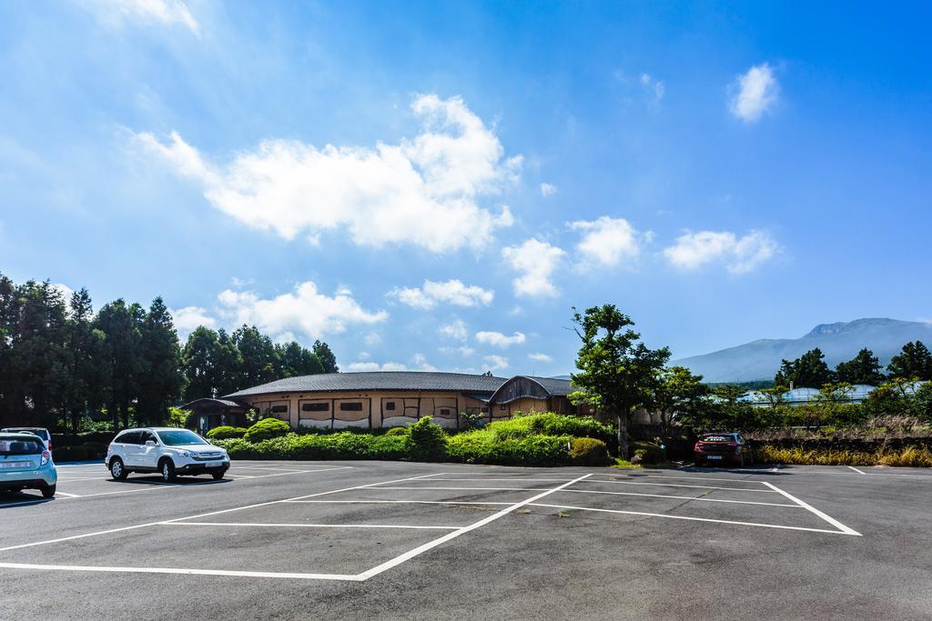 Kasan Tobang Hostel ซอกวีโพ ภายนอก รูปภาพ