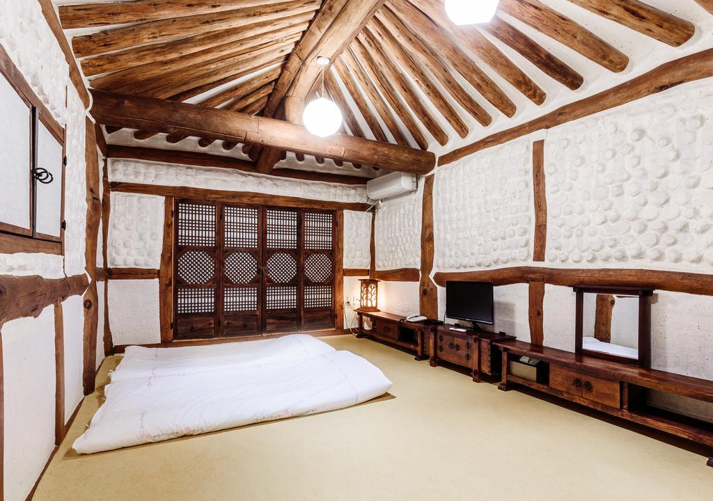 Kasan Tobang Hostel ซอกวีโพ ภายนอก รูปภาพ